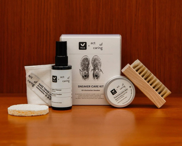 Sneaker-care-kit-act-of-caring