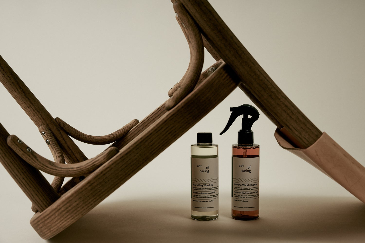 Act-of-Caring-Wood-Care-Nourishing-wood-oil-lifstyle-3