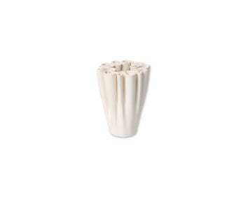Ferm-Living-Dedali-Vase-H11-Off-white-1034-1b