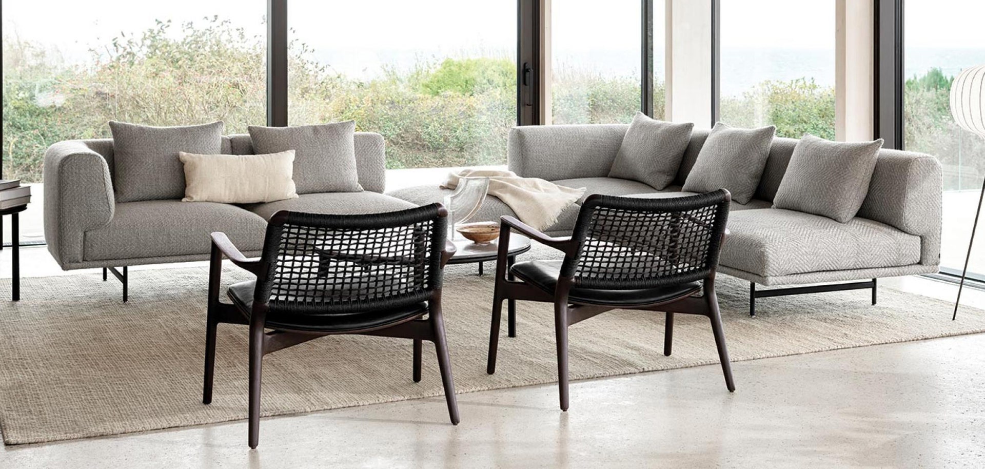 Front-of-Sweden-interior-design.jpg Front of Sweden -Skandinavisk inredning med Vipp Chimney modulsoffa samt Vipp designfåtöljer Cabin Lounge Chair