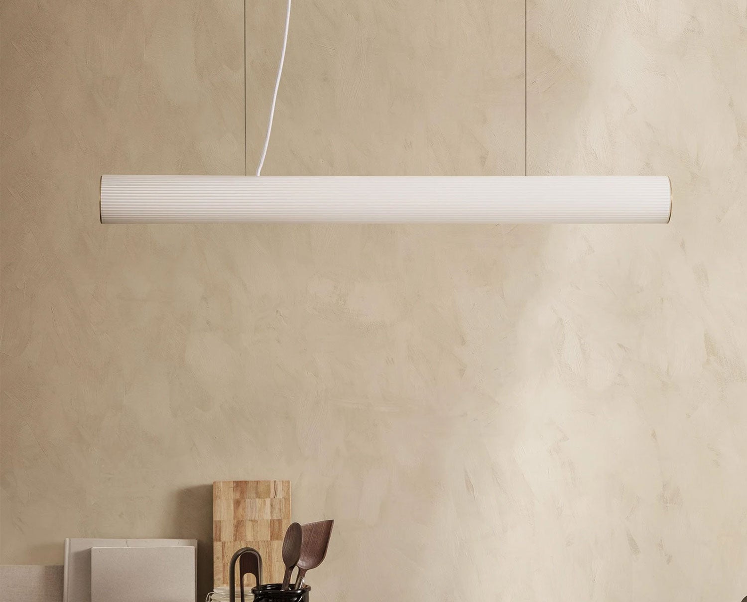 Vuelta-pendant-100-vit-mässing.detail-3