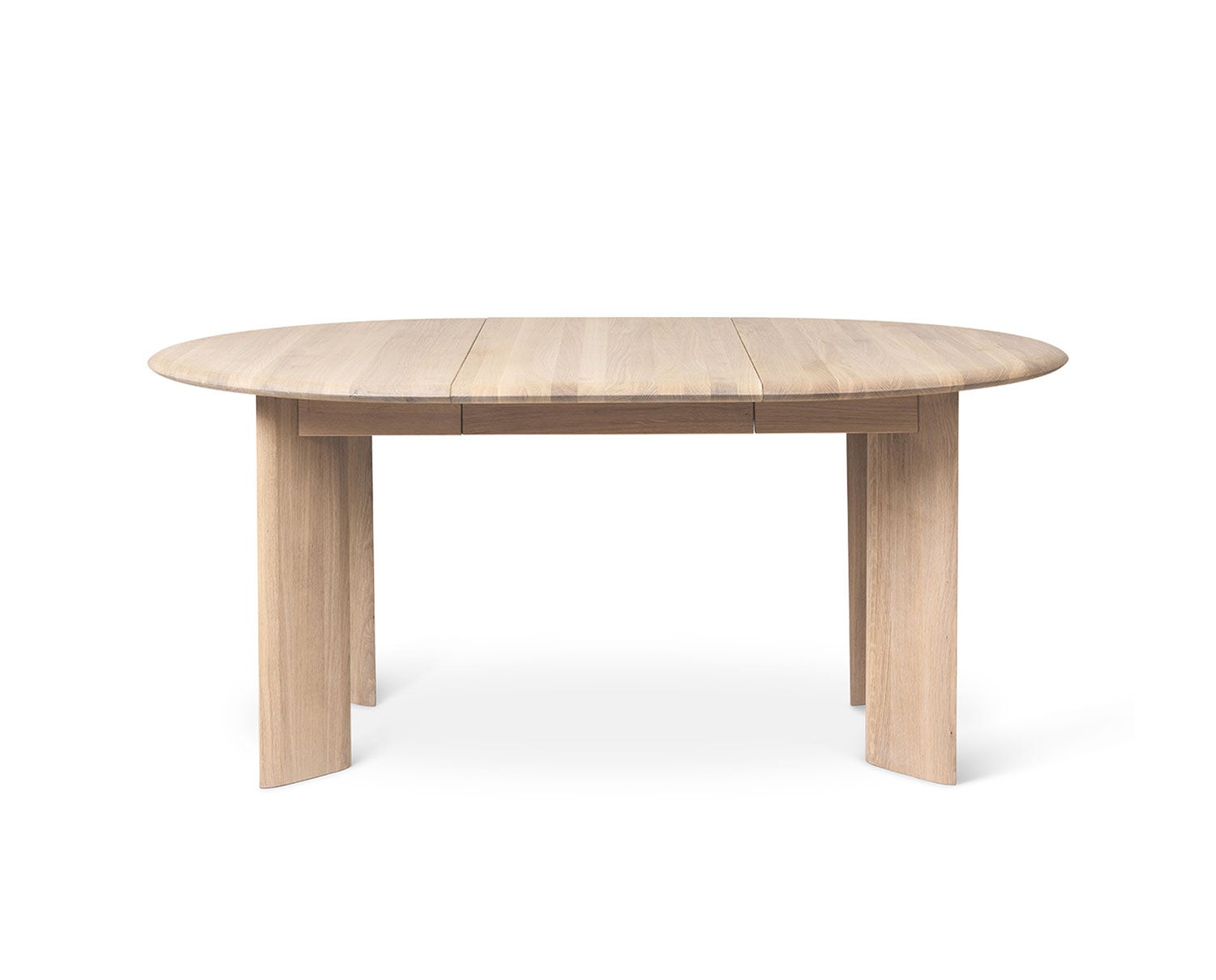 Bevel Matbord 117 i vitoljad ek med en iläggsskiva