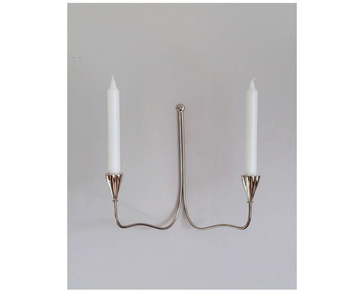 Lupia Wall Sconce Twin Nickel från Tinted Objects.