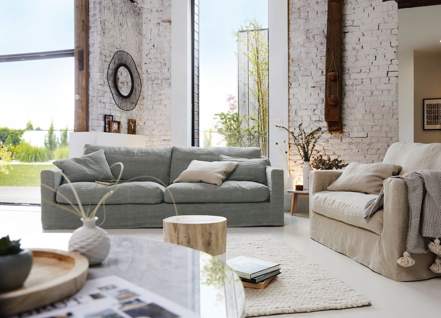 Biscarosse-sofa-loveseat-lifestyle.jpg Biscarosse-sofa-loveseat-lifestyle