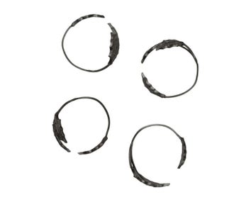 Ferm-Living-Holly-Leaf-Napkin-Rings-Set-of-4-Black-Brass-1