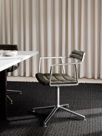 vipp-452-swivel-chair-alu-bosco-green-02