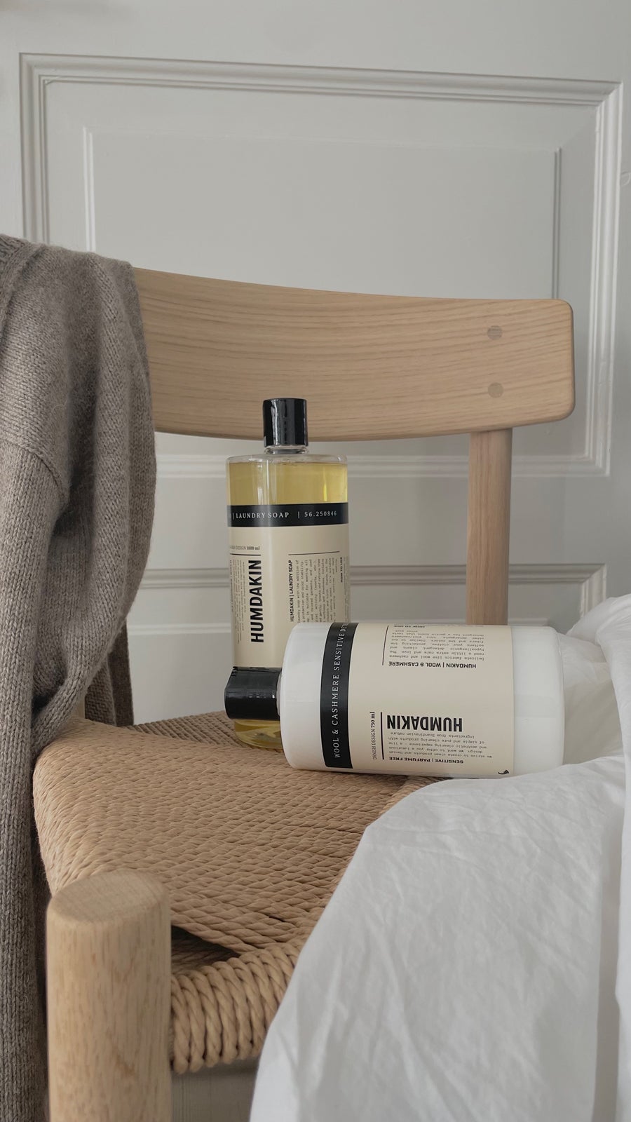 Humdakin_SKU377_LaundrySoap_03_SKU397_Wool&amp;CashmereDetergentSensitive_C