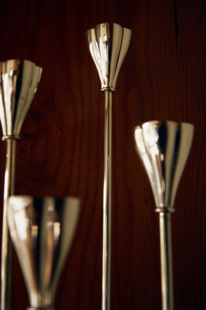 Lupia Candle Holder Nickel från Tinted Objects.