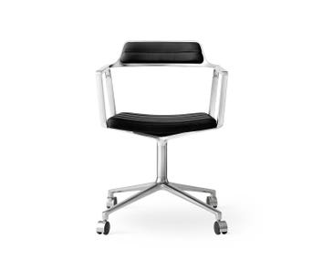 Vipp 452 Swivel Chair med hjul i polerat aluminium och svart läder
