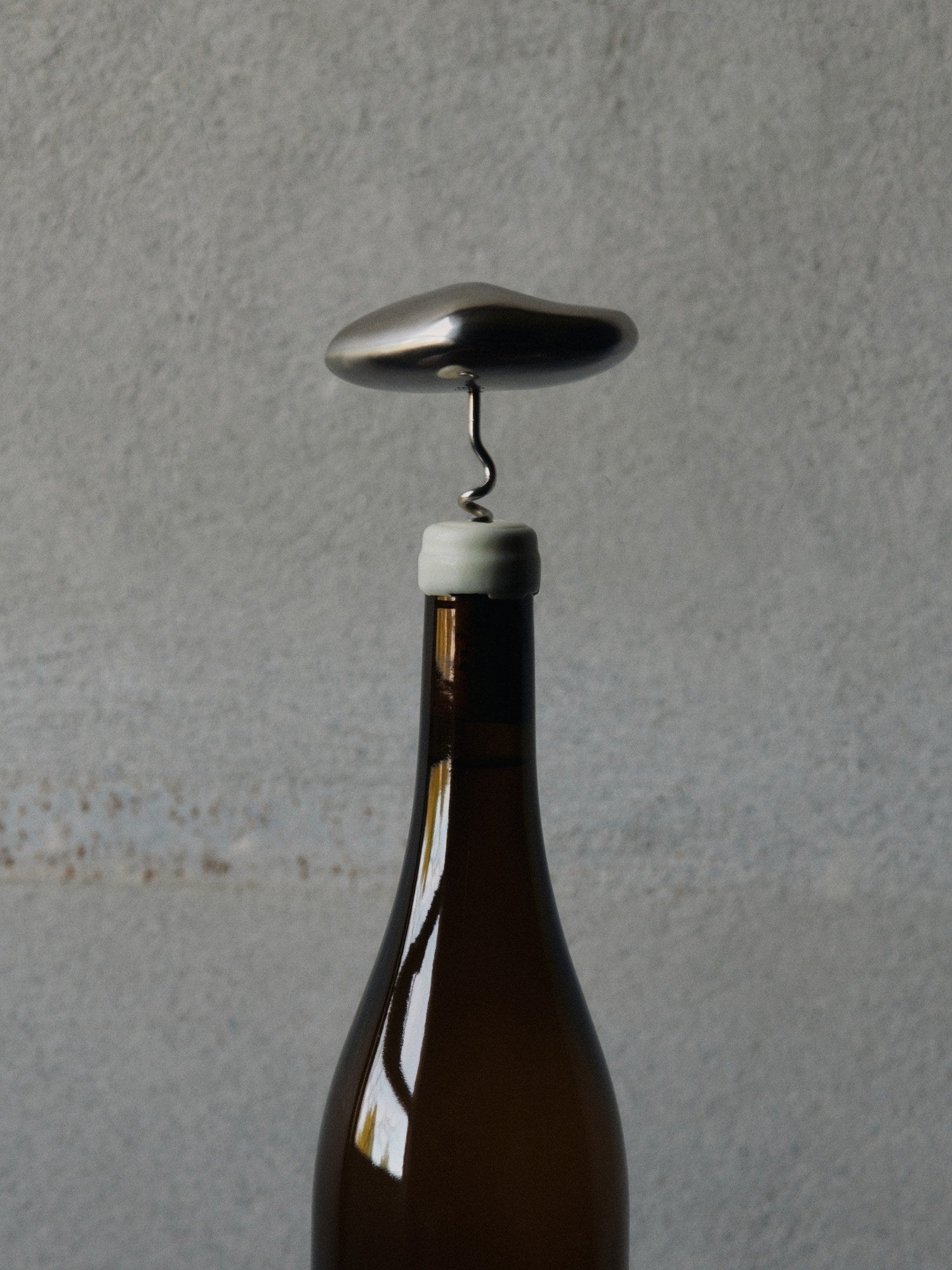 Ferm-Living-Orevo-Corkscrew-Mirror-Polished-1995-miljo-1