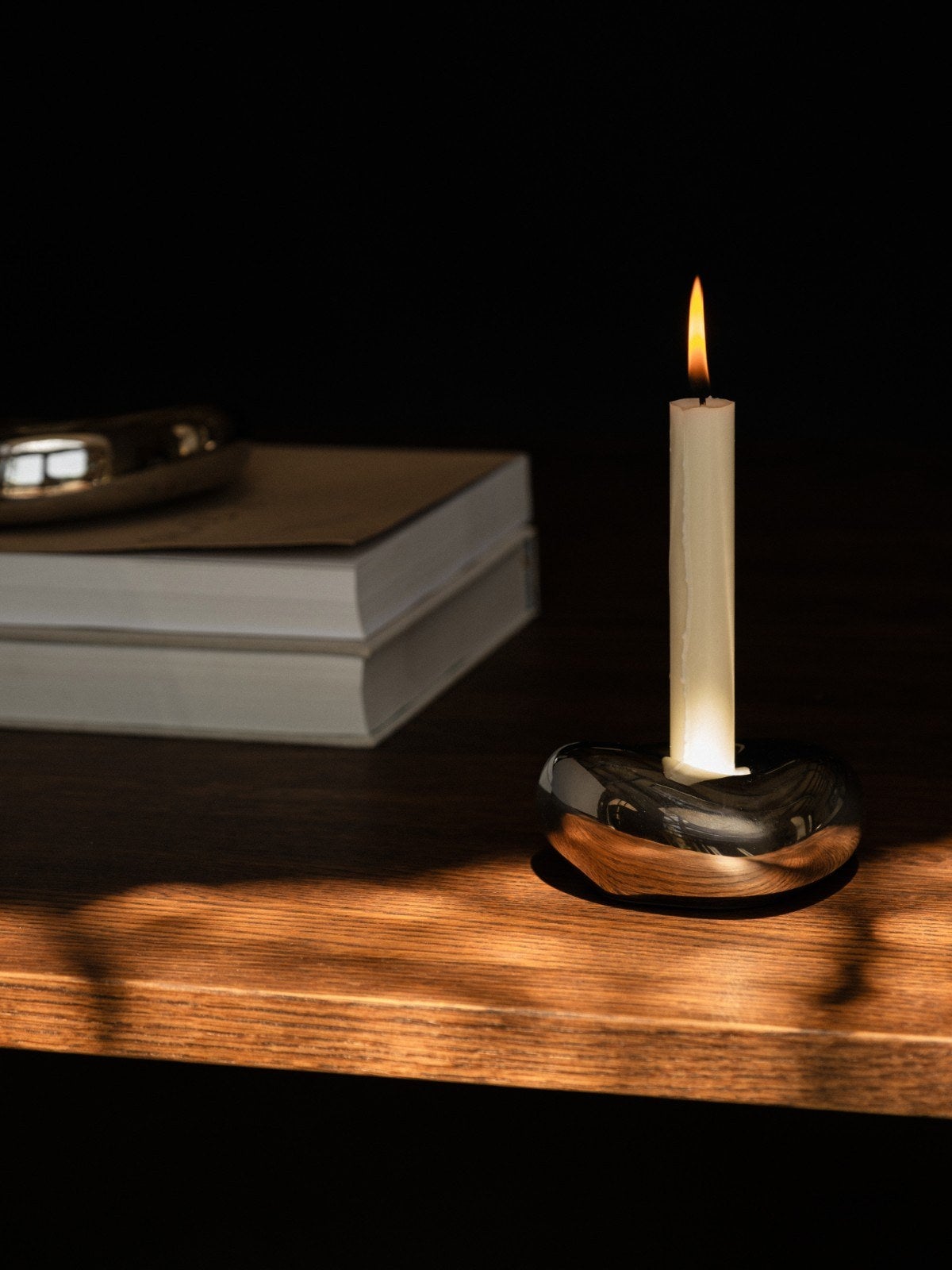 Ferm-Living-Bellure-Candle-Holder-Silver-miljo