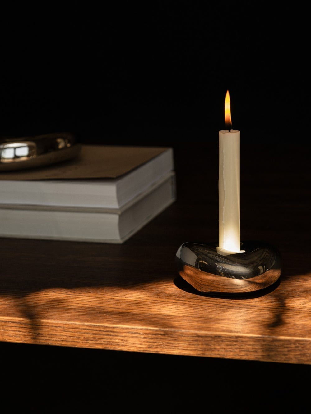 Ferm-Living-Bellure-Candle-Holder-Silver-miljo-2.jpg Ferm-Living-Bellure-Candle-Holder-Silver-miljo-2