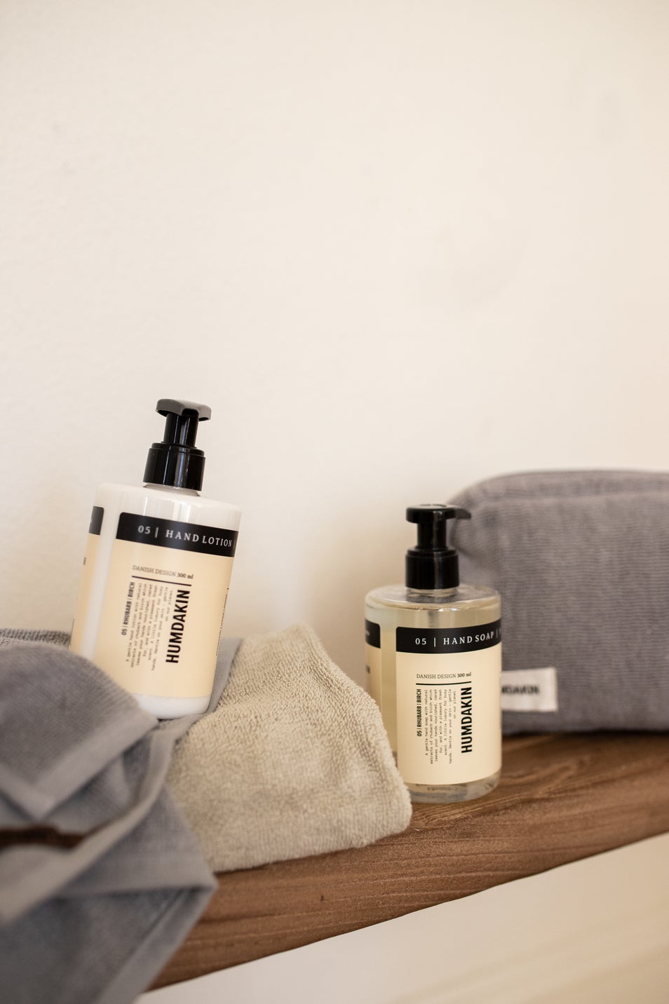 Humdakin-SKU383-05HandSoap-SKU384_05-HandLotion-SKU588-SKU574-SKU582