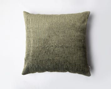 Sparre Cushion Moss från Tinted Objects.