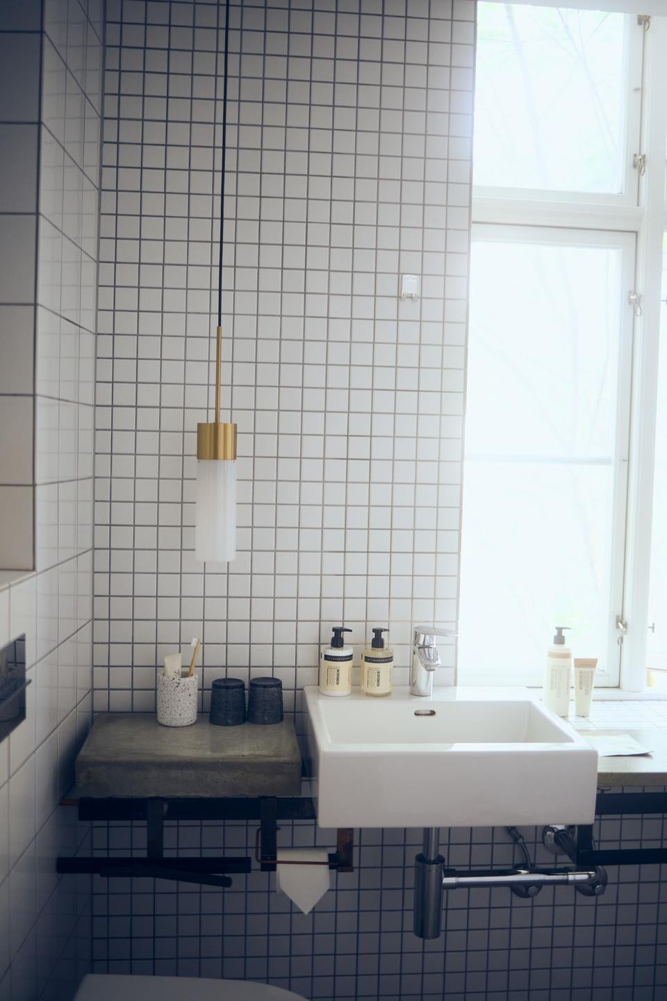 humdakin bathroom_hotel_shower_hand soap hand lotion_body lotion