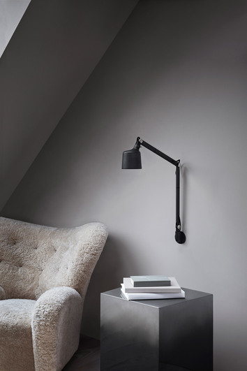 Lifestyle-wall-lamp-1-high