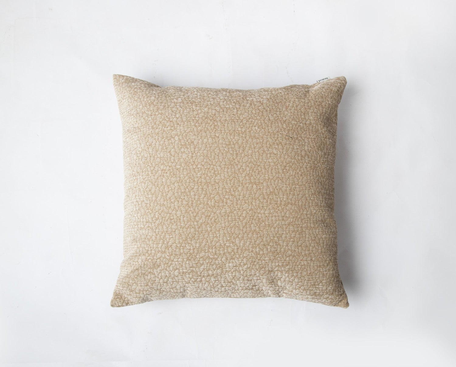Laval Cushion Warm Beige från Tinted Objects.